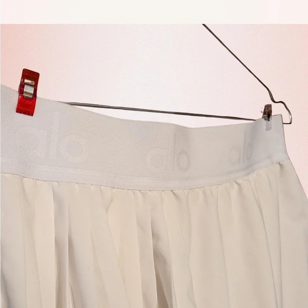 Alo white Pleated Skirt